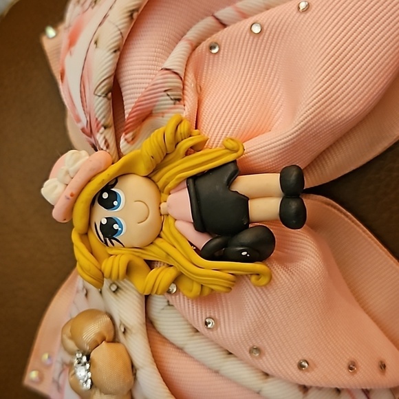 Large Pink Bedazzled Clay Shopper Girl Floral Clip-on Ribbon Bow - Picture 2 of 8